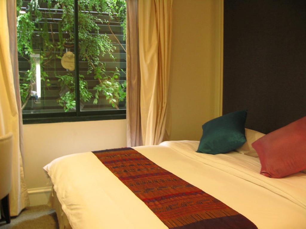 Aphrodite Inn Bangkok Banguecoque Quarto foto