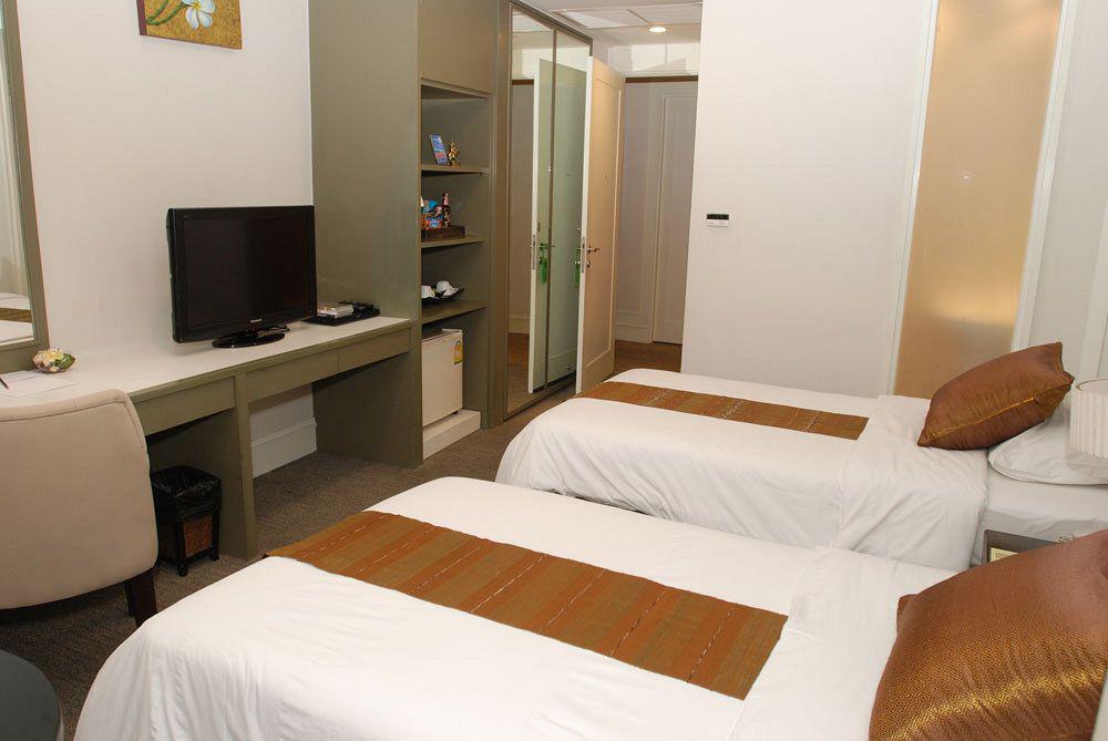 Aphrodite Inn Bangkok Banguecoque Exterior foto